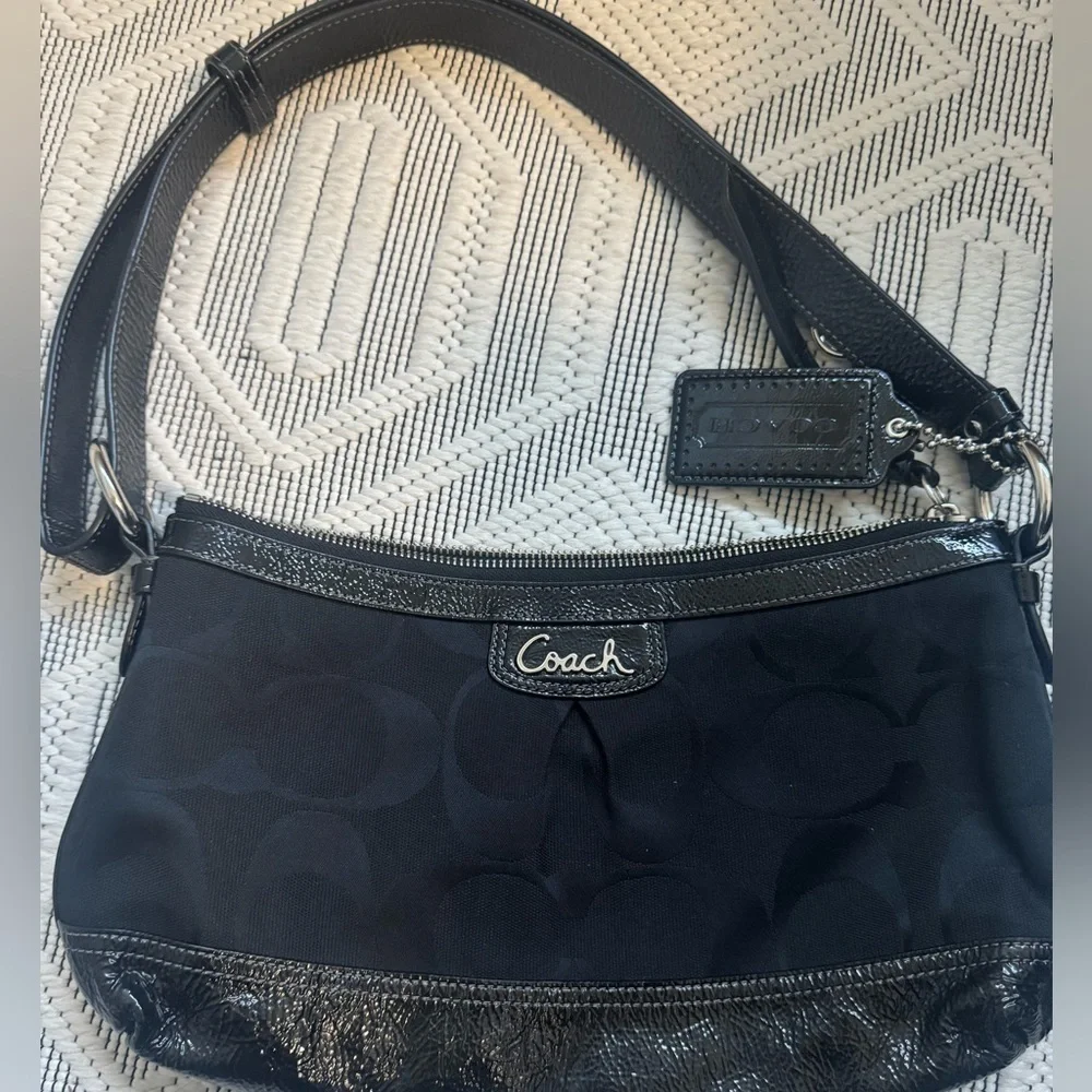 Coach Black Signature Canvas and Patent Leather Shoulder Bag​​